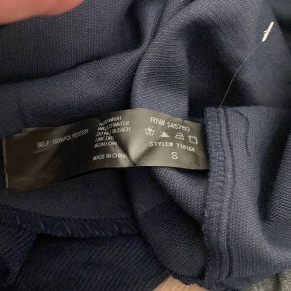 NWOT Ladies Corduroy Navy Blue Long Sleeve Button Down Collared Shirt - Picture 6 of 7